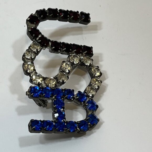 VTG USA Patriotic Brooch Red Clear Blue Prong Set Rhinestones Hat Vest Pin 2"x1" - Picture 6 of 11